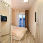Blue Bay Hotel *