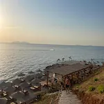 Blue Bay Отель Kanine