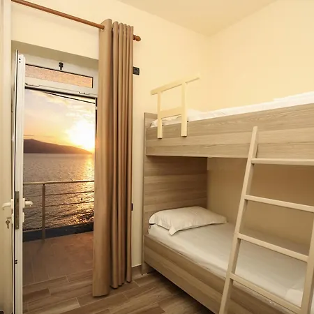 Blue Bay Hotel Kanine